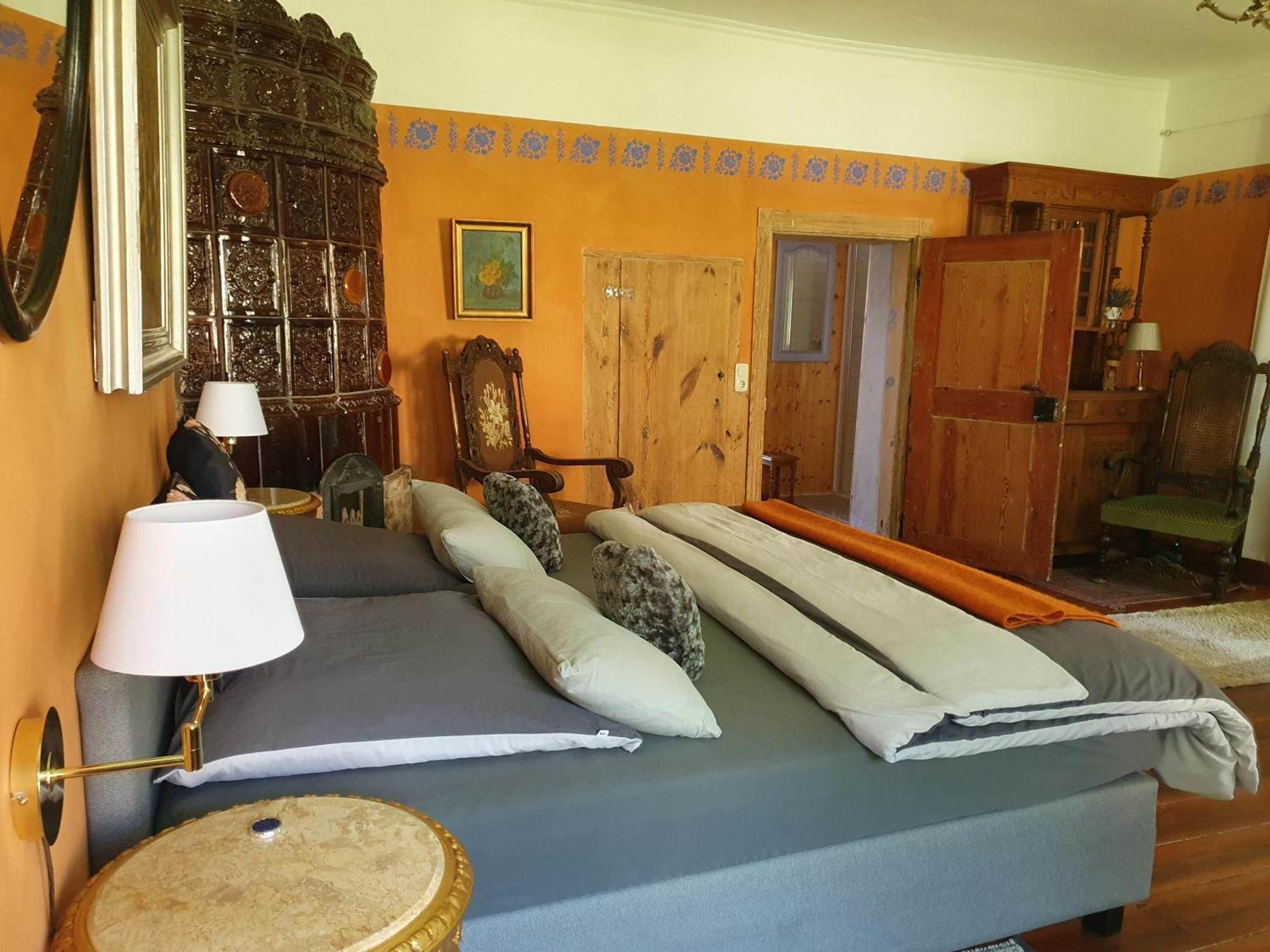 Gesindehaus Am Schloss Kummerower See Kummerow  外观 照片